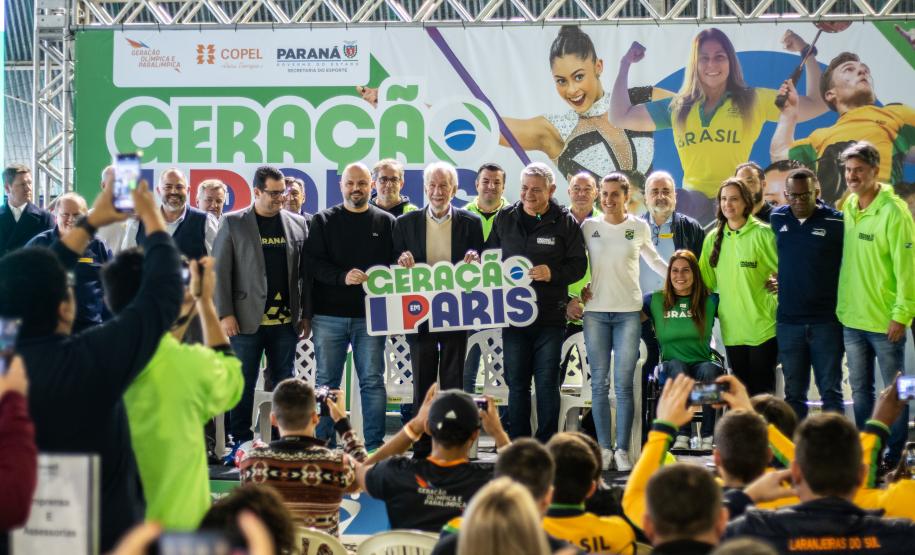 Governador em exercício Darci Piana participa do evento Transformando Pessoas, Formando Vencedores, evento que reuniu atletas e técnicos paranaenses que vão participar dos Jogos Olímpicos e Paralímpicos de Paris 2024.