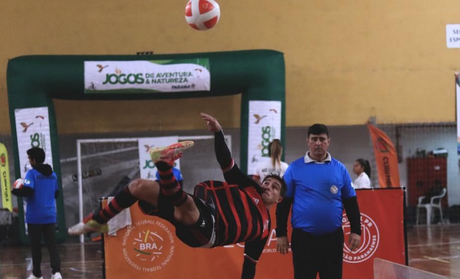 Circuito de surf, campeonato de teqball, mountain bike e a participação de ídolos do esporte paranaense no tradicional Jogo das Estrelas estão entre as atrações deste fim de semana no Litoral do Paraná.