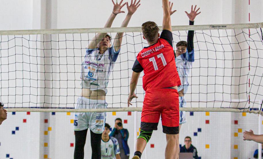 Competições, que seguem até domingo (18), acontecem nas cidades de Cornélio Procópio, Prudentópolis, Goioerê e Marechal Cândido Rondon.