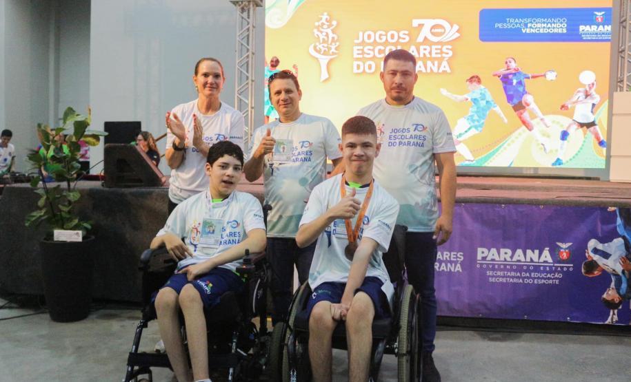 Doze modalidades aconteceram no primeiro dia dos Jogos Escolares