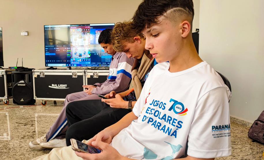Doze modalidades aconteceram no primeiro dia dos Jogos Escolares