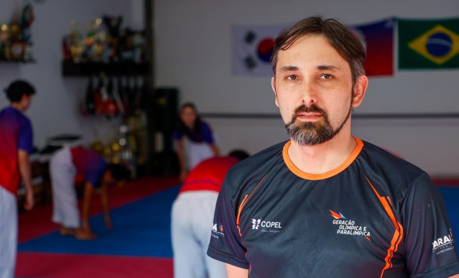 Dos 28 atletas paralímpicos paranaenses que estarão em Paris neste ano, 20 são bolsistas do Governo do Estado