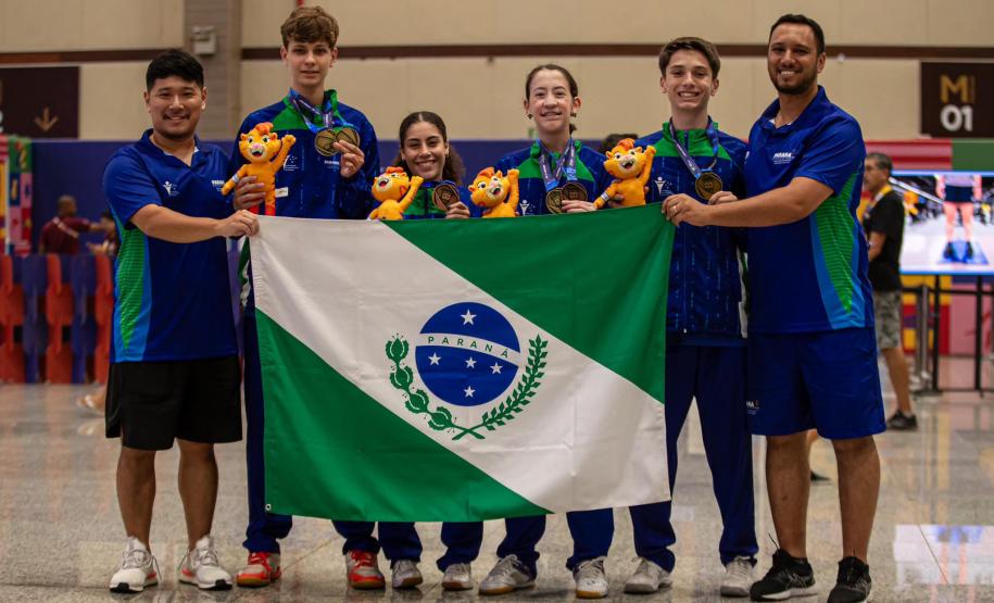 Neste ano, a delegação paranaense enviou 205 pessoas para os Jogos, entre técnicos e atletas.