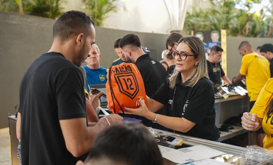 Com apoio do Governo do Estado, Mundo do Futsal Penalty Experience reúne milhares de participantes em Foz do Iguaçu