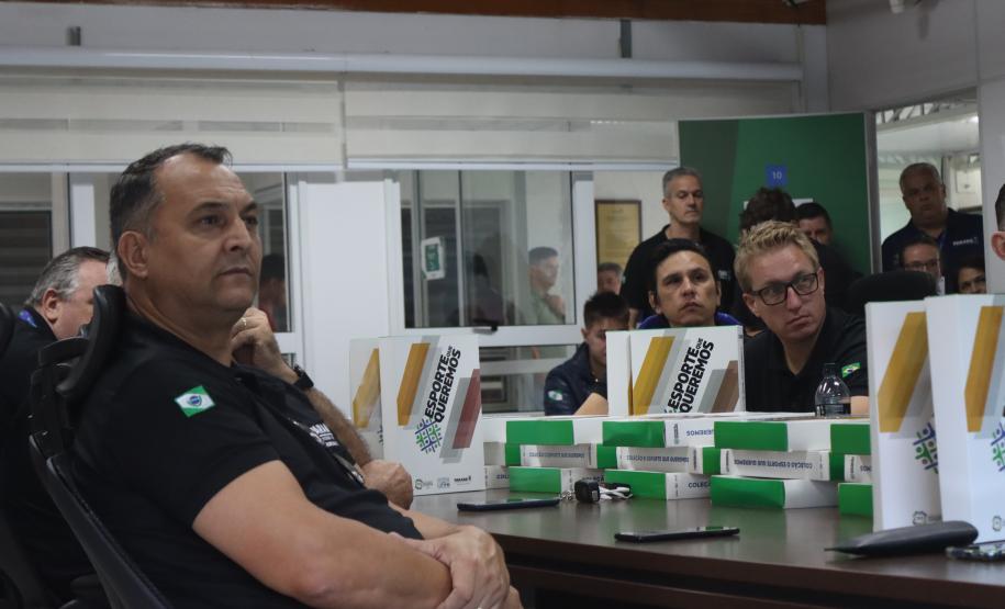 Reunião, na sede da SEES, com participação de todos os chefes regionais, para alinhar a política pública esportiva nos 399 municípios do nosso estado