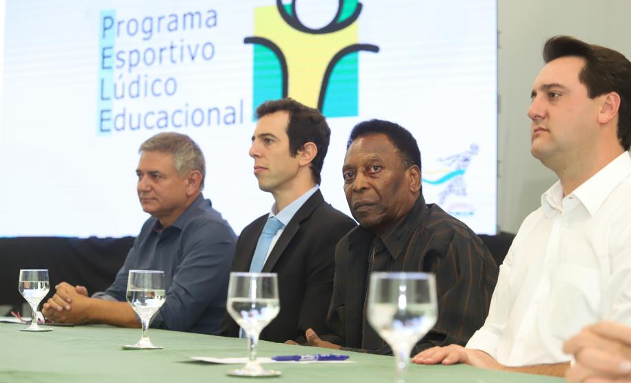 Há 6 anos Pelé conhecia o Proesporte, que já chegou a R$ 100 milhões para apoiar projetos