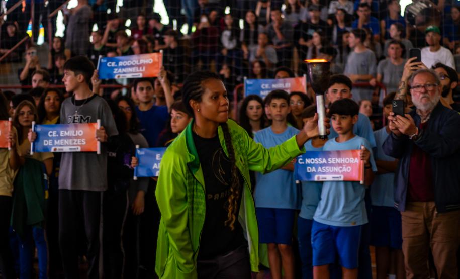 Com recorde de instituições, Curitiba abre etapa regional dos Jogos Escolares do Paraná