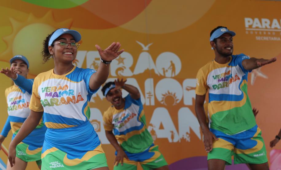 Governo do Estado abre inscrições para acadêmicos atuarem no Verão Maior Paraná 2025/2026