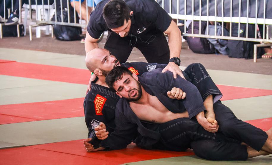 Paraná Combate reuniu mais de 3,5 mil atletas em Maringá