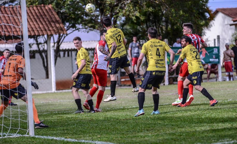 Os atletas competiram em modalidades como atletismo, badminton, bocha, bolão, ciclismo, ginástica rítmica, handebol de praia, natação, rugby, tênis, tênis de mesa e xadrez