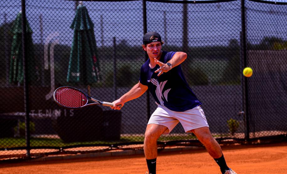 Os atletas competiram em modalidades como atletismo, badminton, bocha, bolão, ciclismo, ginástica rítmica, handebol de praia, natação, rugby, tênis, tênis de mesa e xadrez