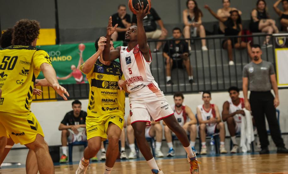 Os atletas competiram em modalidades como atletismo, badminton, bocha, bolão, ciclismo, ginástica rítmica, handebol de praia, natação, rugby, tênis, tênis de mesa e xadrez