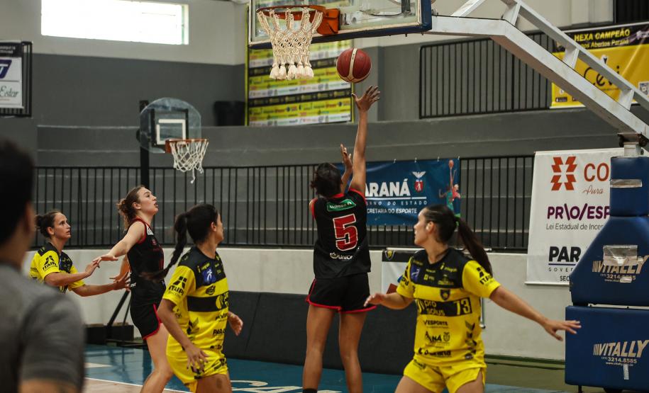 Os atletas competiram em modalidades como atletismo, badminton, bocha, bolão, ciclismo, ginástica rítmica, handebol de praia, natação, rugby, tênis, tênis de mesa e xadrez