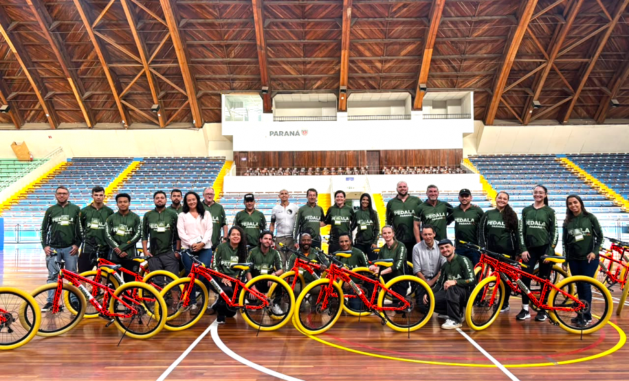 Álbum Escola de Ciclismo