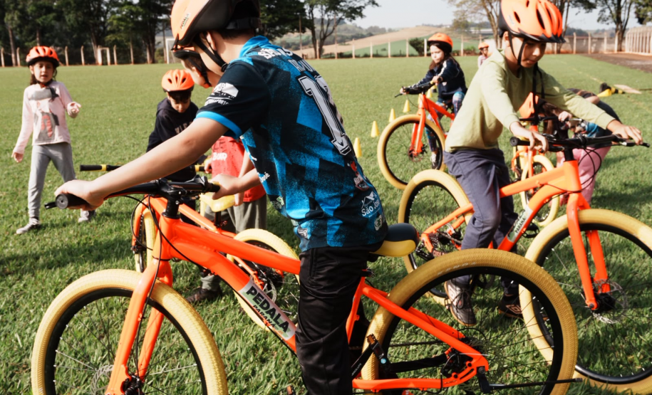 Álbum Escola de Ciclismo