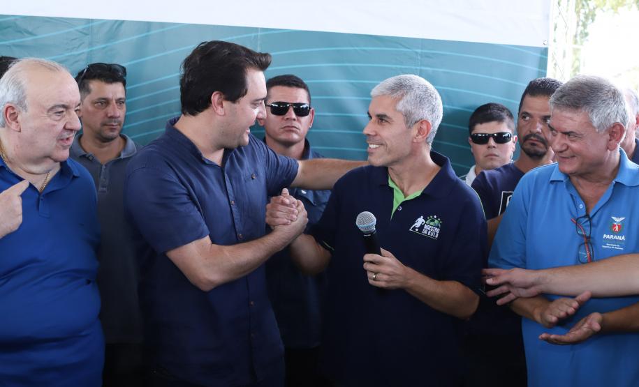 Inauguração O governador Carlos Massa Ratinho Junior, o prefeito de Curitiba, Rafael Greca, e o presidente da Paraná Esporte, Helio Wirbiski, inauguraram neste sábado (02) um parque esportivo no Bairro Novo. A estrutura conta com quadra de futebol com grama sintética, pista de skate com oito obstáculos e quadra poliesportiva. Curitiba,02/02/2019 - Foto: Rodrigo Félix Leal/ANPr