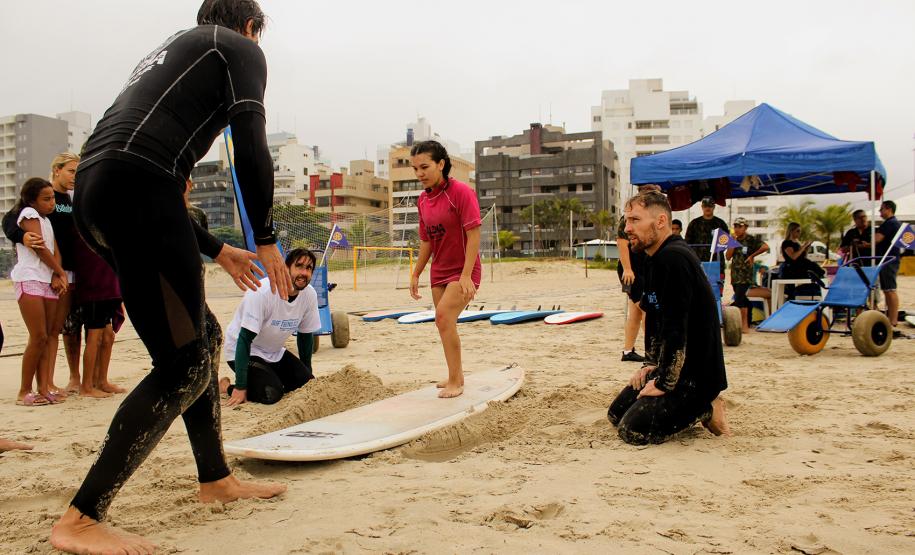 Eventos do Verão Paraná 2019 Surf e vôlei sentado
