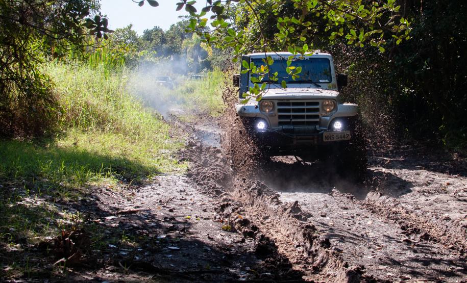A modalidade de Trilha de Jipe fez o percurso da Butuca, em Pontal do Paraná A modalidade de Trilha de Jipe fez o percurso da Butuca, em Pontal do Paraná