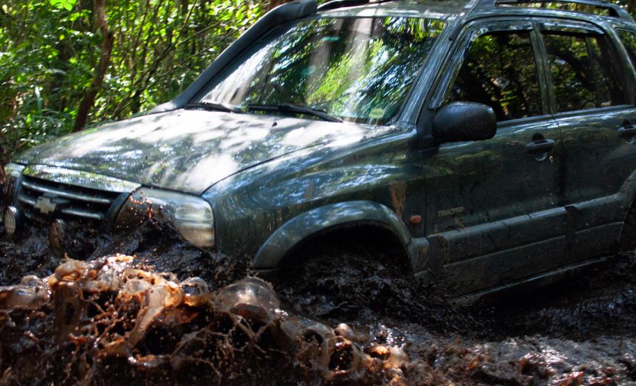 A modalidade de Trilha de Jipe fez o percurso da Butuca, em Pontal do Paraná A modalidade de Trilha de Jipe fez o percurso da Butuca, em Pontal do Paraná