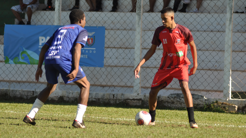 Futebol de campo: Paraná Bom de Bola define no fim de semana os campeões de  2023